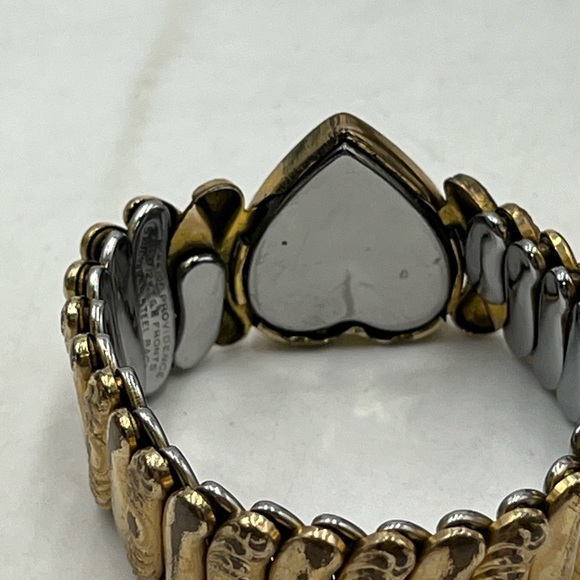 Hall of Providence Vintage
12K Gold Filled Stainless Heart Expansion Bracelet - Picture 5 of 15
